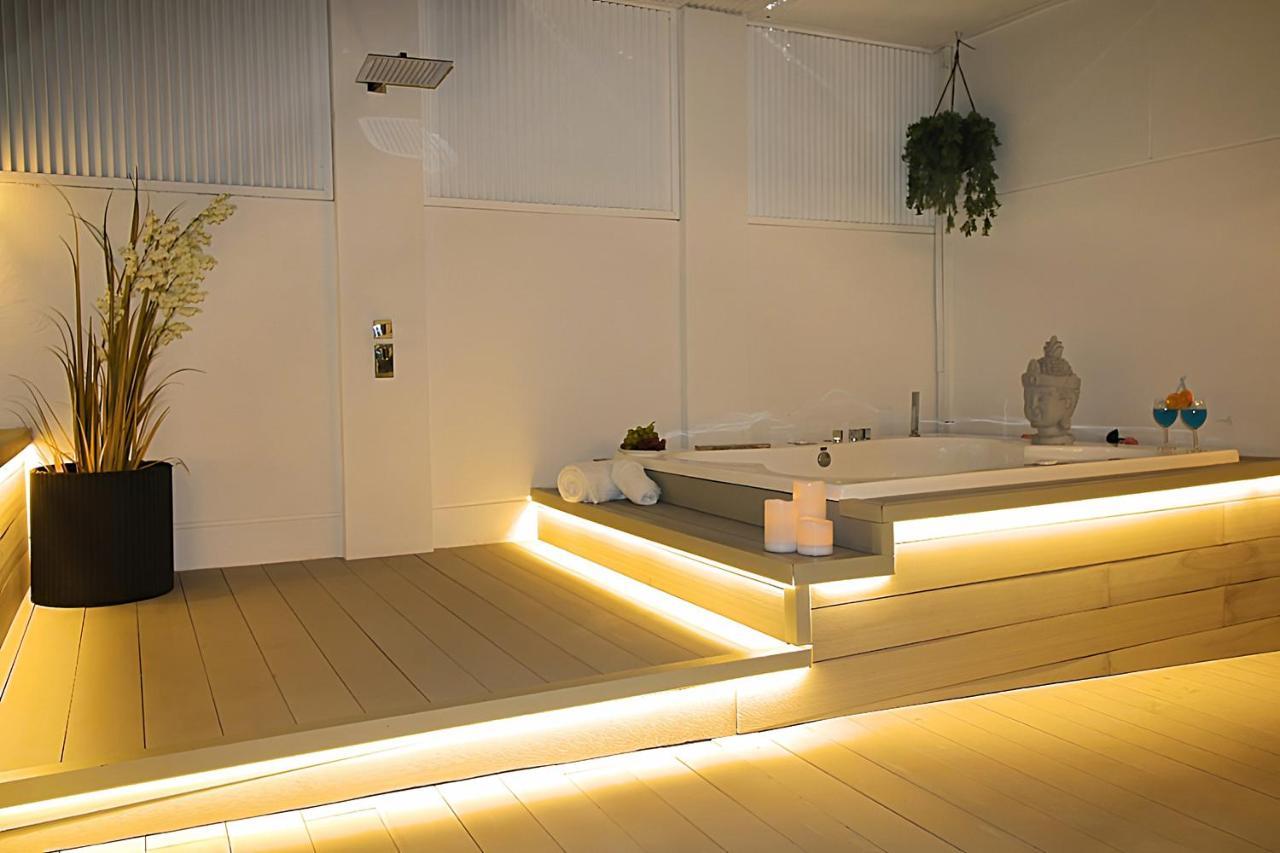 Incredible Penthouse With Jacuzzi In The Center, Unique In The Area Apartment Barcelona Exterior photo